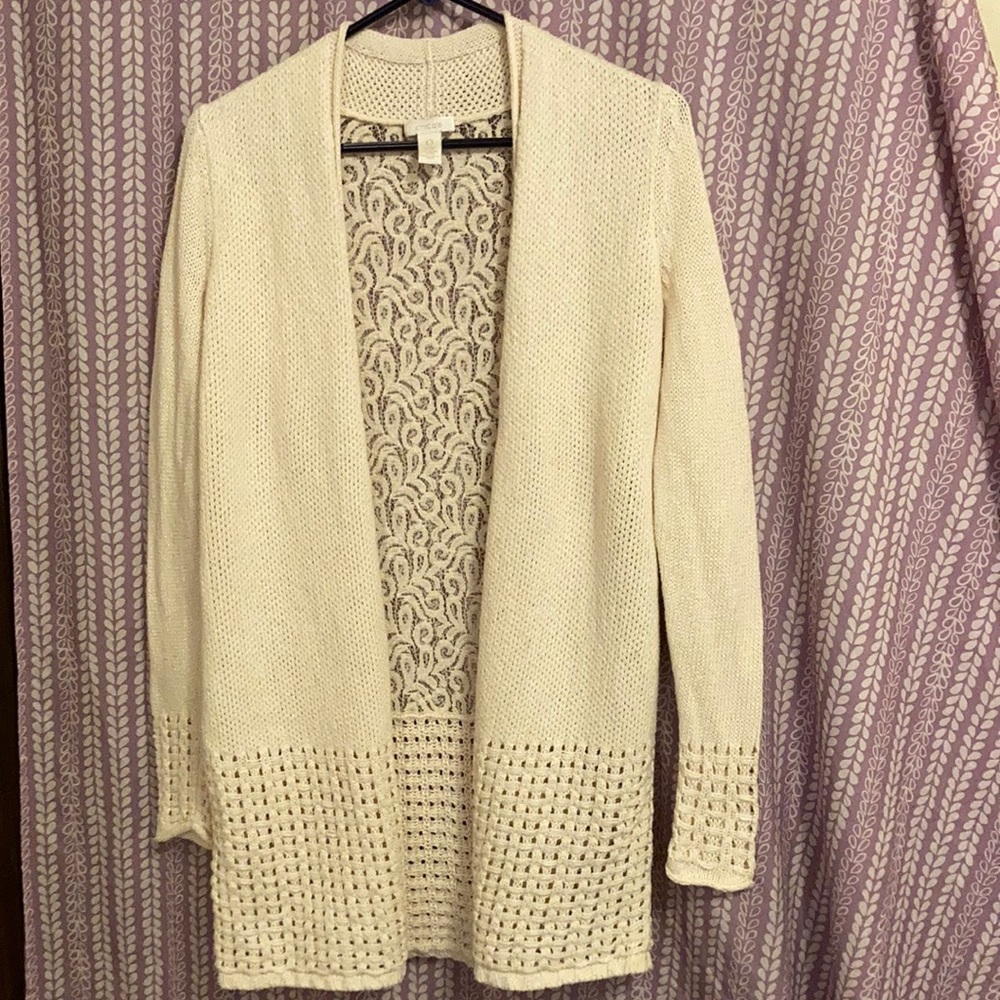 Cream colored woman’s sweater Chicos size 0